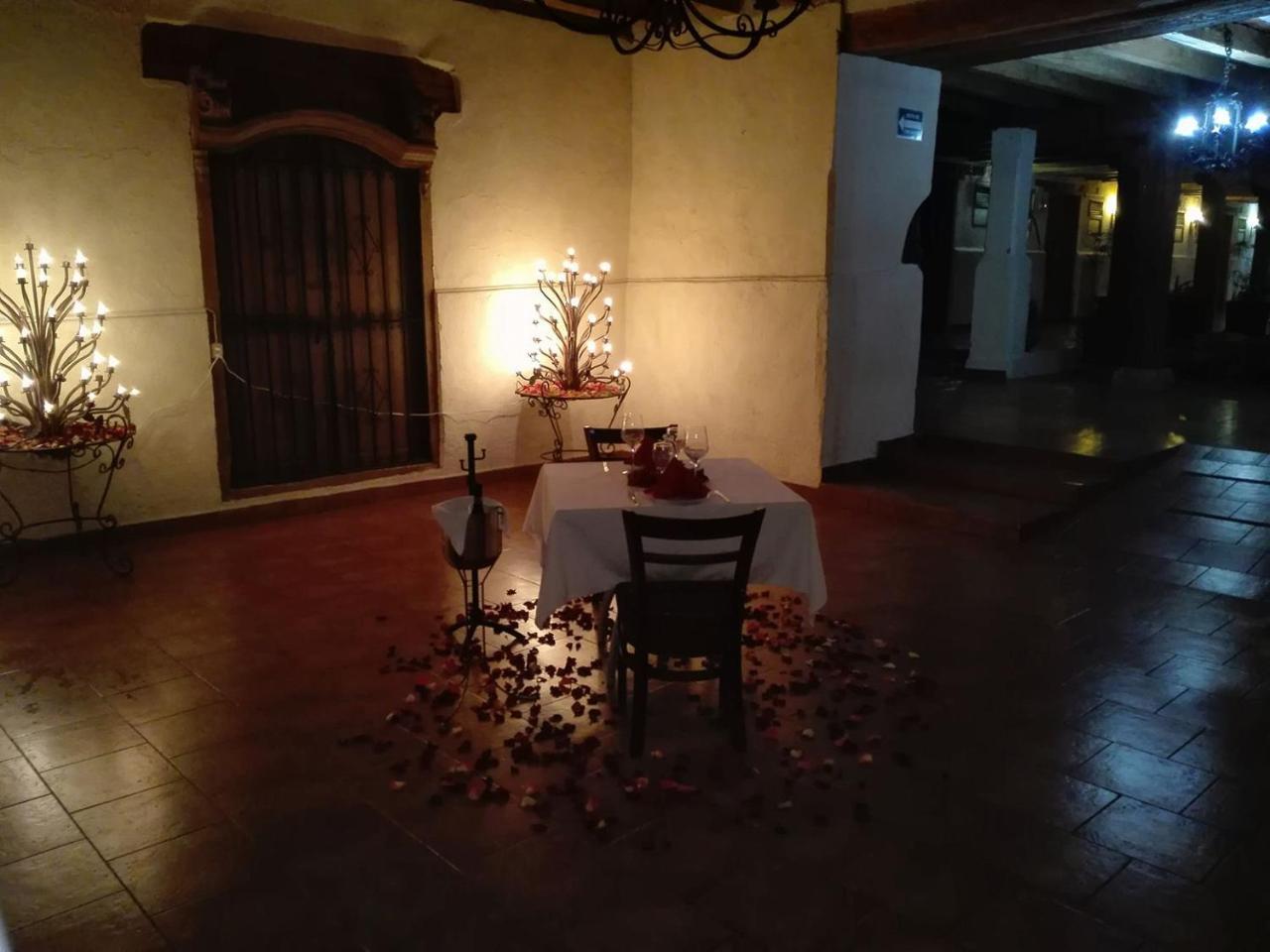 Hotel Santa Clara San Cristóbal de Las Casas Екстериор снимка